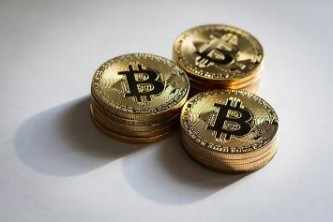 什么平台买比特币 数字商品交易平台有哪些